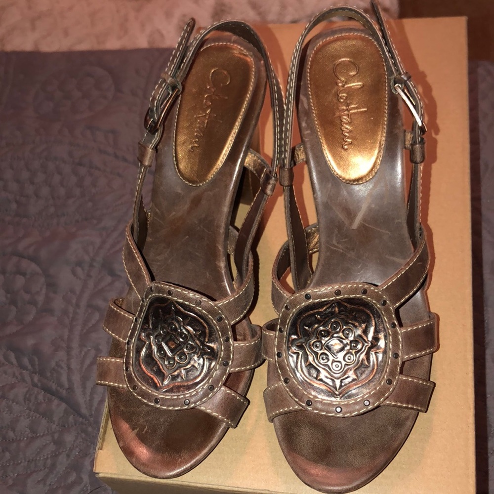 Cole haan heels size 8